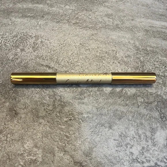 BROW BAR BY REEMA Browlights, Camera, Action Duo Brow Highlighter
Light - Picture 2 of 3